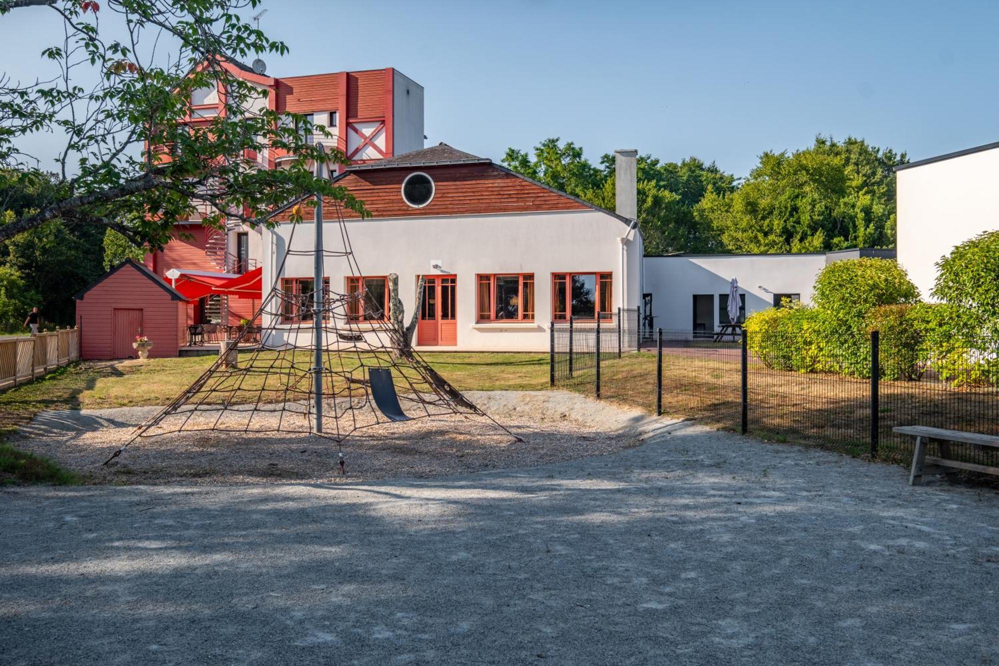 Logis Auberge De La Foret Le Gâvre Buitenkant foto